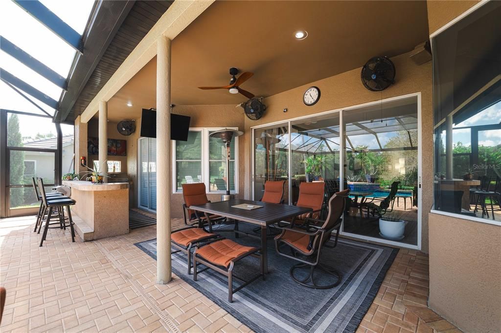 For Sale: $1,499,900 (4 beds, 3 baths, 3850 Square Feet)