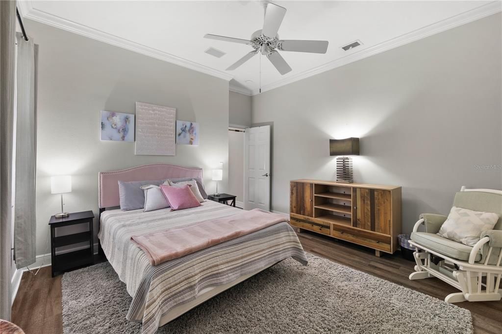 For Sale: $1,499,900 (4 beds, 3 baths, 3850 Square Feet)