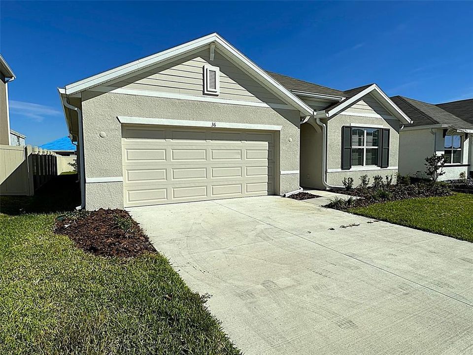 Под контрактом: $2,500 (4 спален, 2 ванн, 1846 Квадратных фут)