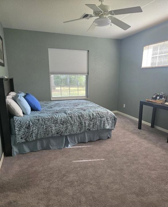 For Sale: $264,900 (2 beds, 2 baths, 1489 Square Feet)