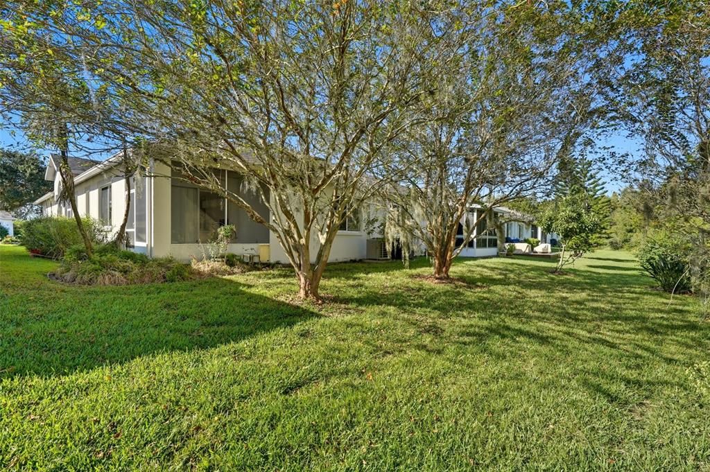 合同活跃: $300,000 (3 贝兹, 2 浴室, 1702 平方英尺)