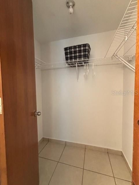 For Rent: $3,000 (4 beds, 2 baths, 2133 Square Feet)