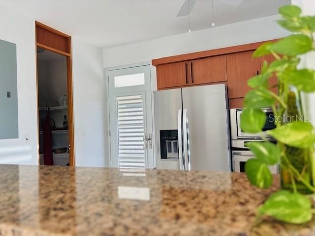 For Rent: $3,000 (4 beds, 2 baths, 2133 Square Feet)