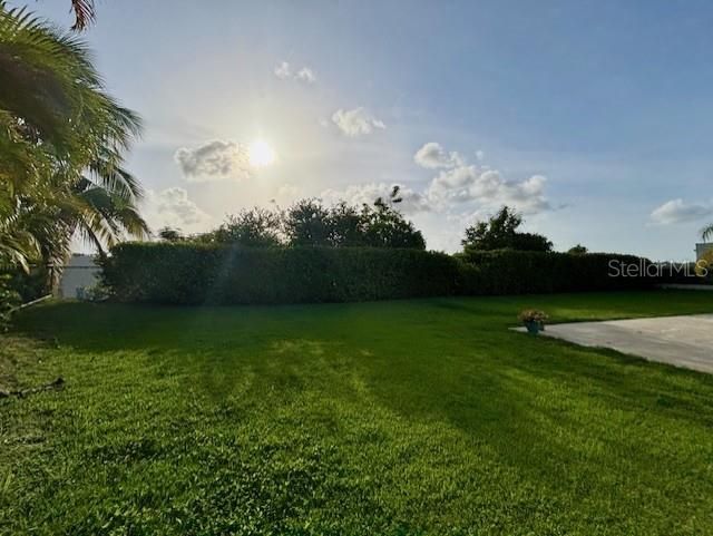 For Rent: $3,000 (4 beds, 2 baths, 2133 Square Feet)