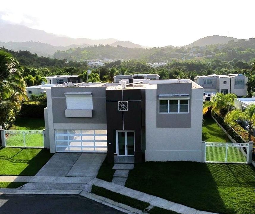 For Rent: $3,000 (4 beds, 2 baths, 2133 Square Feet)