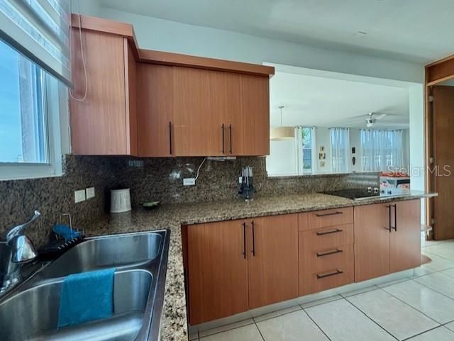 For Rent: $3,000 (4 beds, 2 baths, 2133 Square Feet)