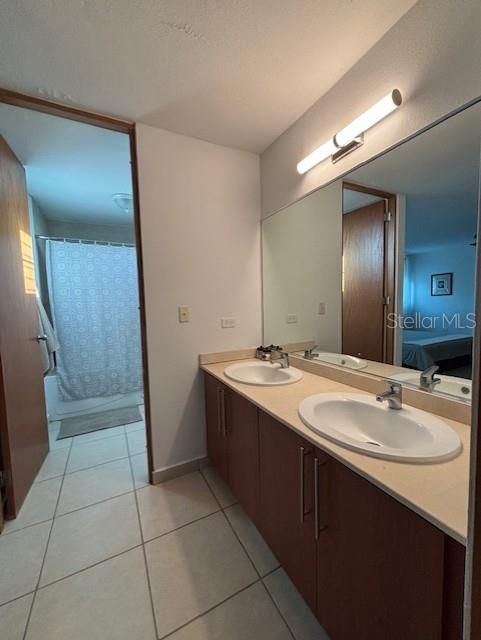 For Rent: $3,000 (4 beds, 2 baths, 2133 Square Feet)