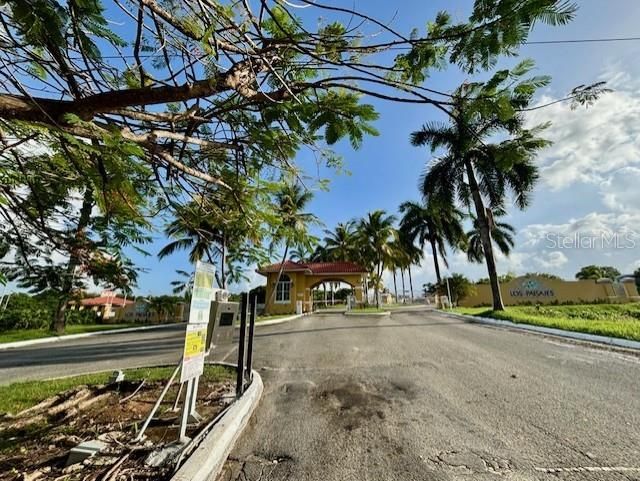 For Rent: $3,000 (4 beds, 2 baths, 2133 Square Feet)