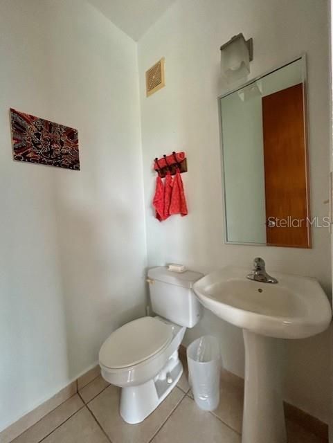 For Rent: $3,000 (4 beds, 2 baths, 2133 Square Feet)