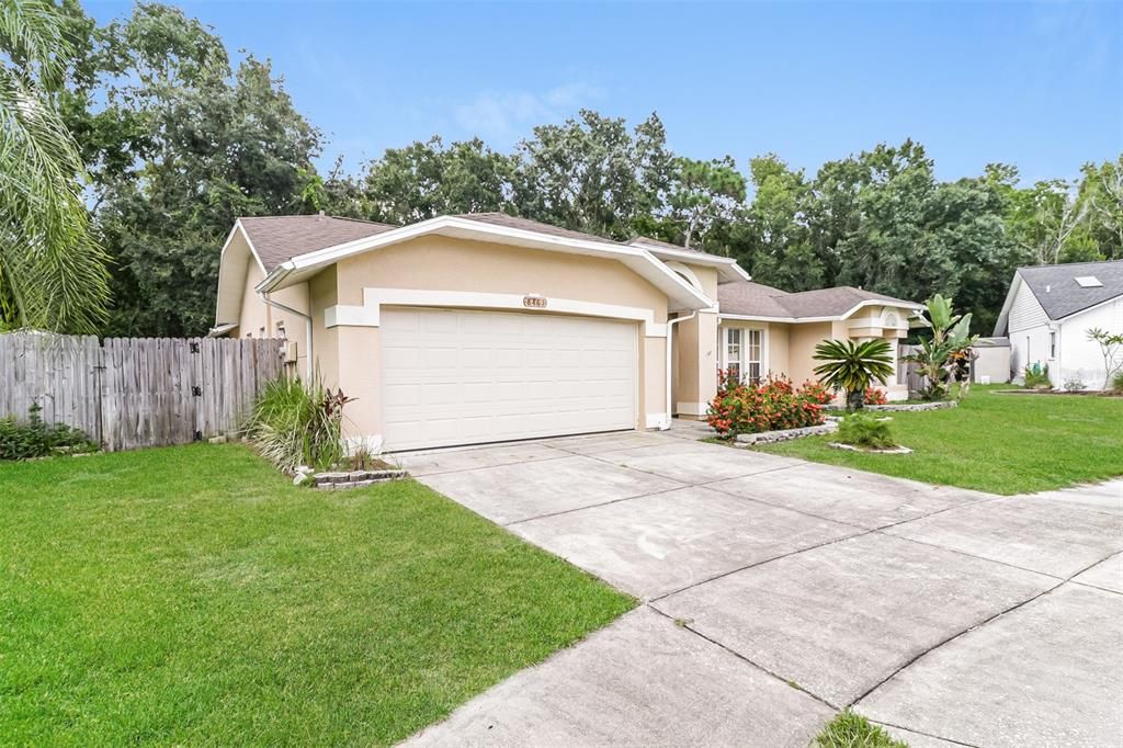 合同活跃: $325,000 (3 贝兹, 2 浴室, 1717 平方英尺)