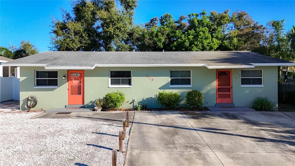 待售: $540,800 (4 贝兹, 0 浴室, 1600 平方英尺)