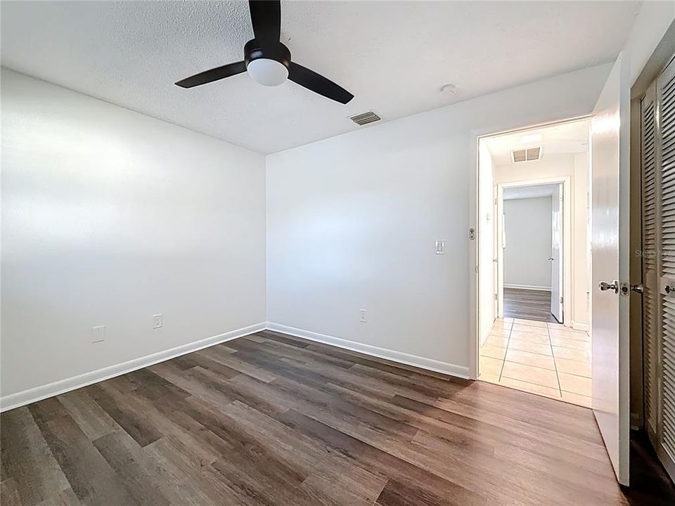 待售: $540,800 (4 贝兹, 0 浴室, 1600 平方英尺)