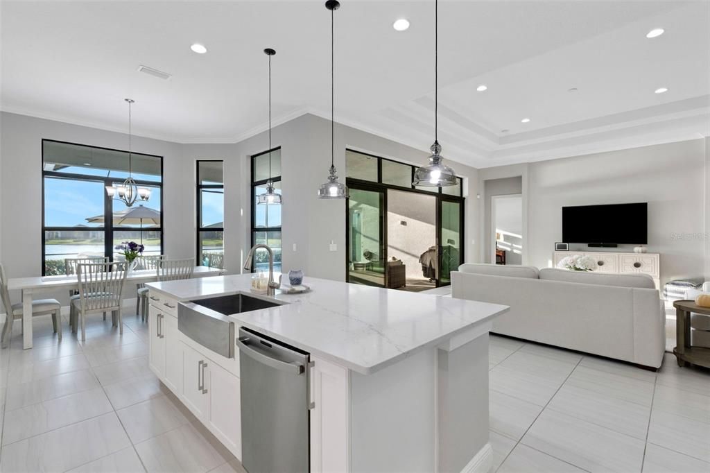 На продажу: $1,450,000 (3 спален, 4 ванн, 3663 Квадратных фут)