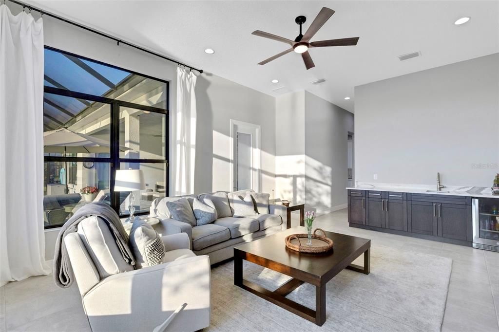 На продажу: $1,450,000 (3 спален, 4 ванн, 3663 Квадратных фут)