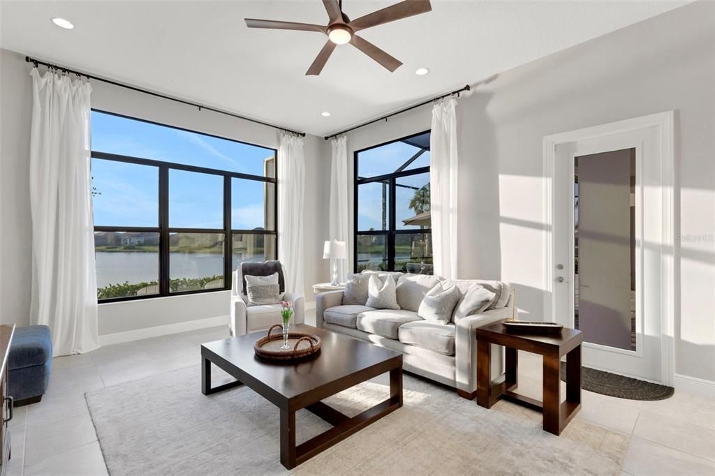 На продажу: $1,450,000 (3 спален, 4 ванн, 3663 Квадратных фут)