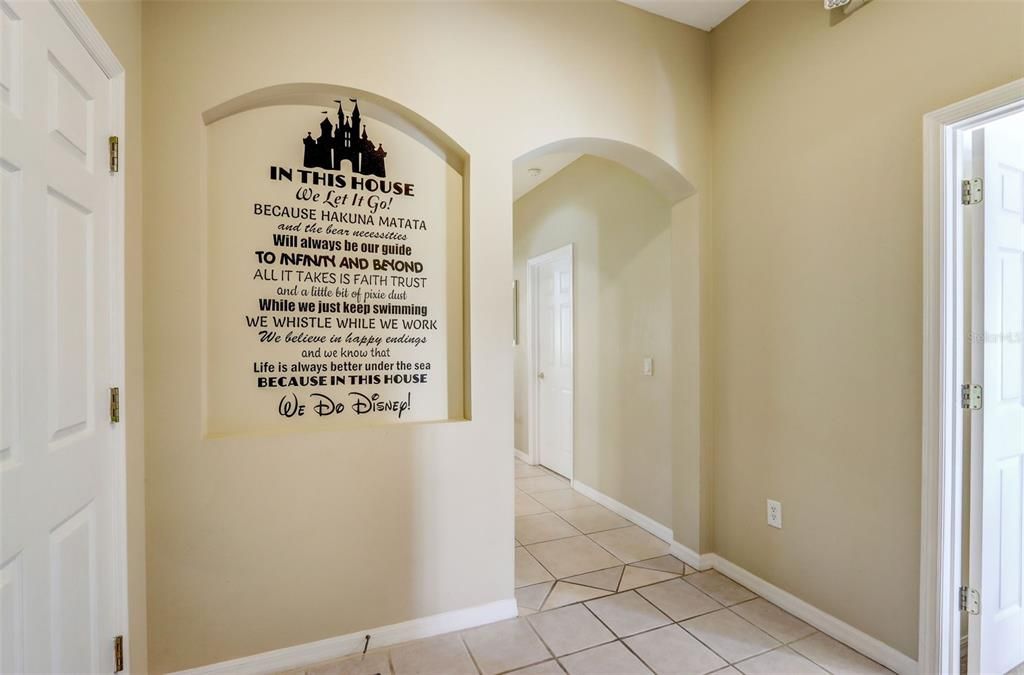 待售: $419,000 (4 贝兹, 3 浴室, 1836 平方英尺)