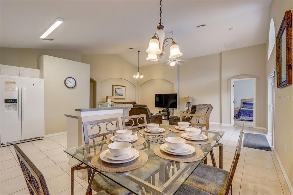 待售: $419,000 (4 贝兹, 3 浴室, 1836 平方英尺)