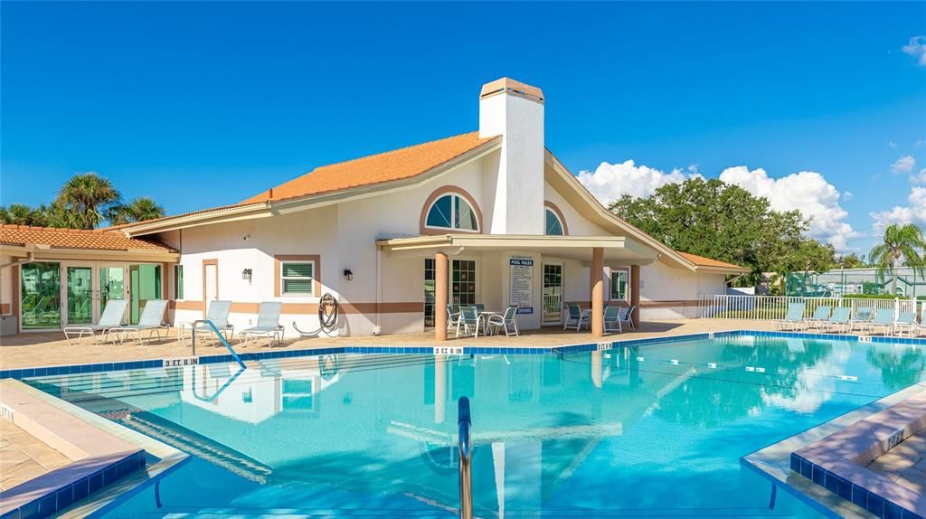 待售: $275,000 (2 贝兹, 2 浴室, 1404 平方英尺)