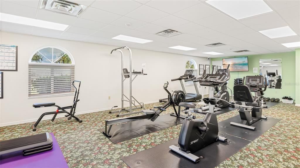 待售: $275,000 (2 贝兹, 2 浴室, 1404 平方英尺)