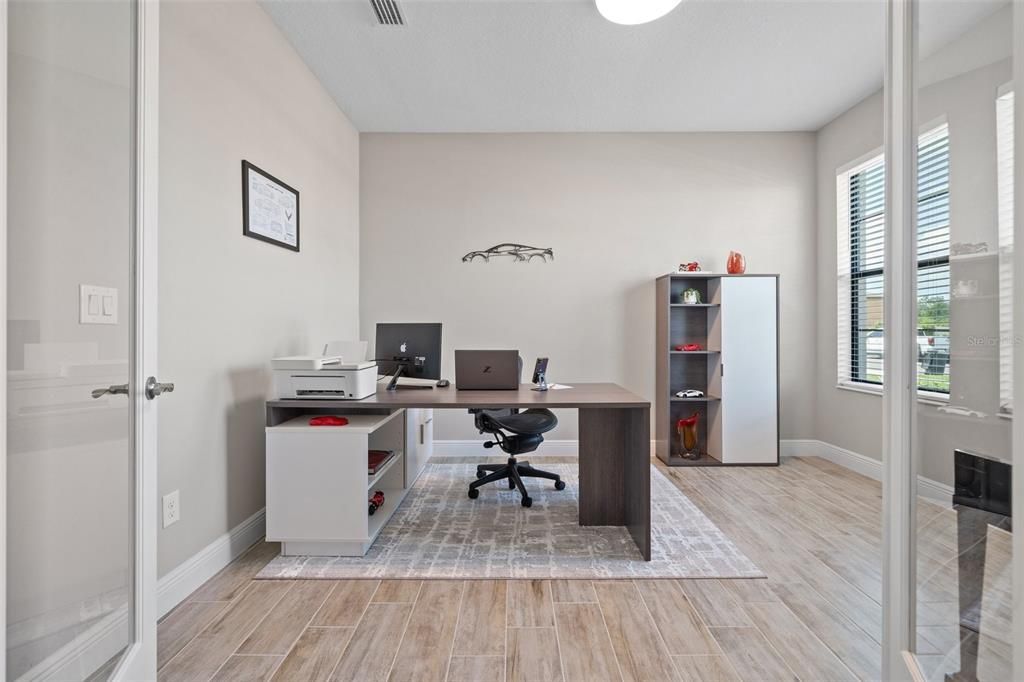 Active With Contract: $729,000 (5 beds, 3 baths, 3344 Square Feet)