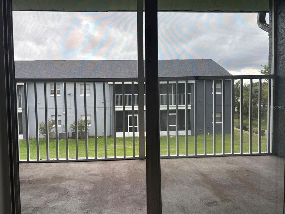 For Rent: $1,450 (2 beds, 2 baths, 1006 Square Feet)