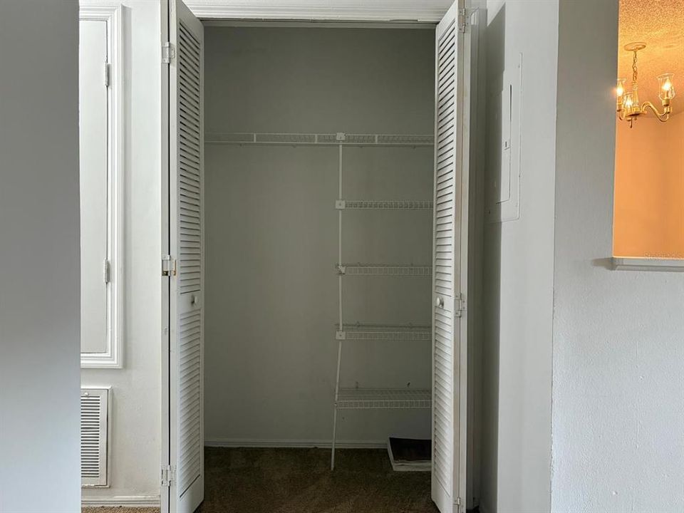 For Rent: $1,450 (2 beds, 2 baths, 1006 Square Feet)