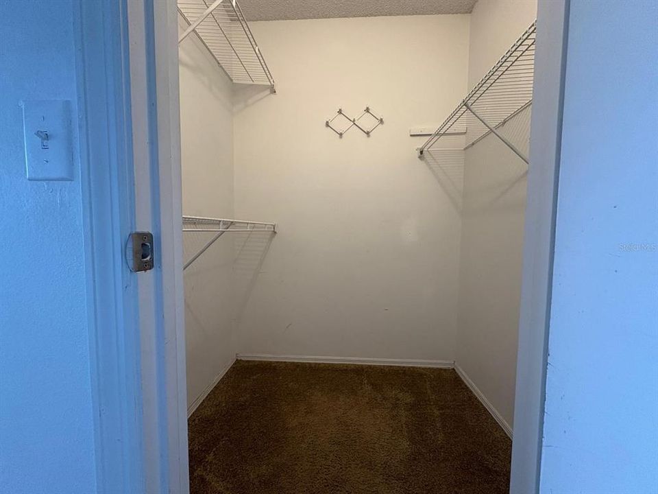 For Rent: $1,450 (2 beds, 2 baths, 1006 Square Feet)