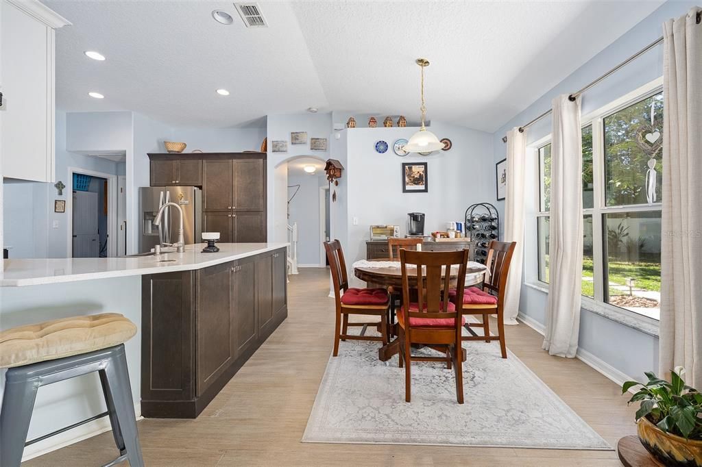 For Sale: $484,500 (4 beds, 3 baths, 2424 Square Feet)