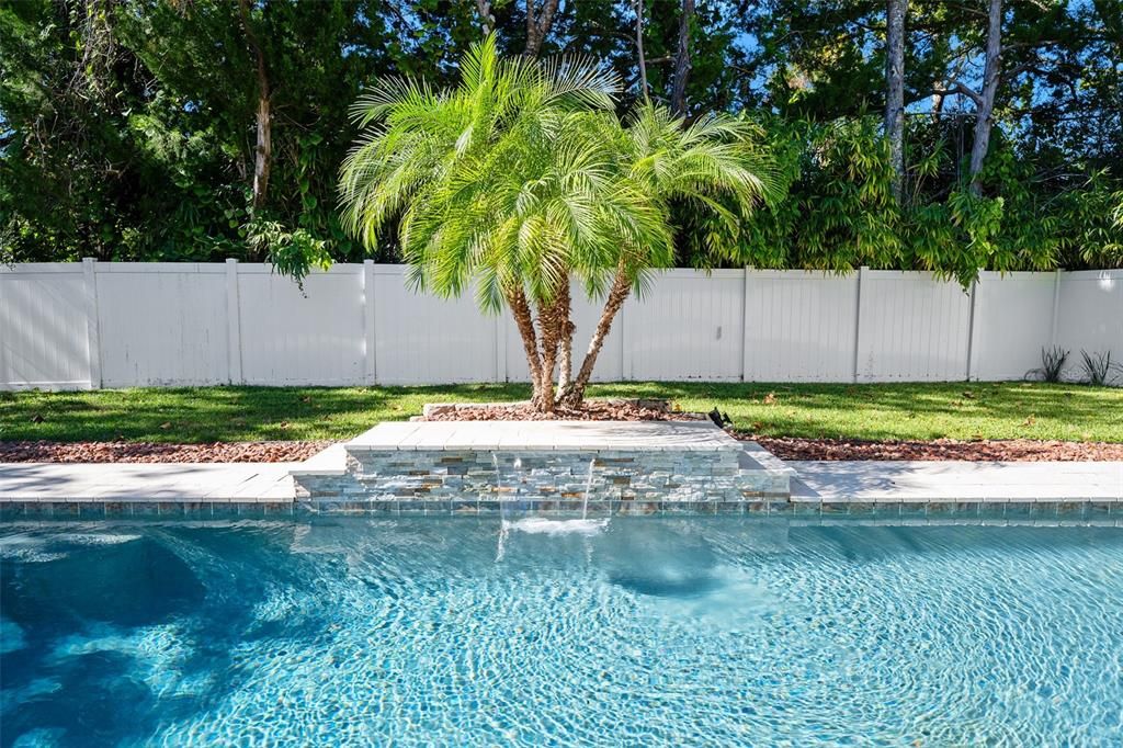 For Sale: $484,500 (4 beds, 3 baths, 2424 Square Feet)