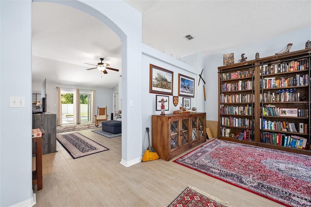 For Sale: $484,500 (4 beds, 3 baths, 2424 Square Feet)