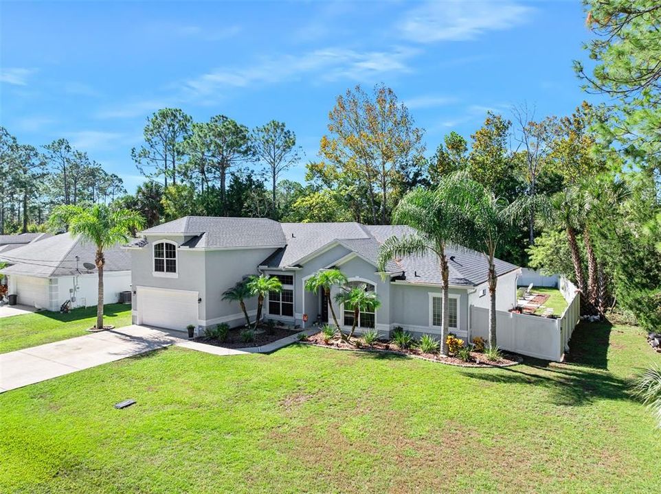 For Sale: $484,500 (4 beds, 3 baths, 2424 Square Feet)