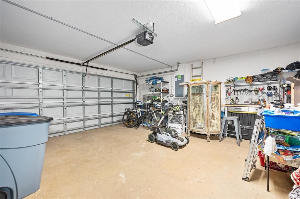 For Sale: $484,500 (4 beds, 3 baths, 2424 Square Feet)