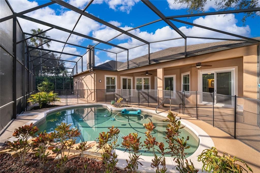 For Sale: $769,900 (4 beds, 3 baths, 2815 Square Feet)