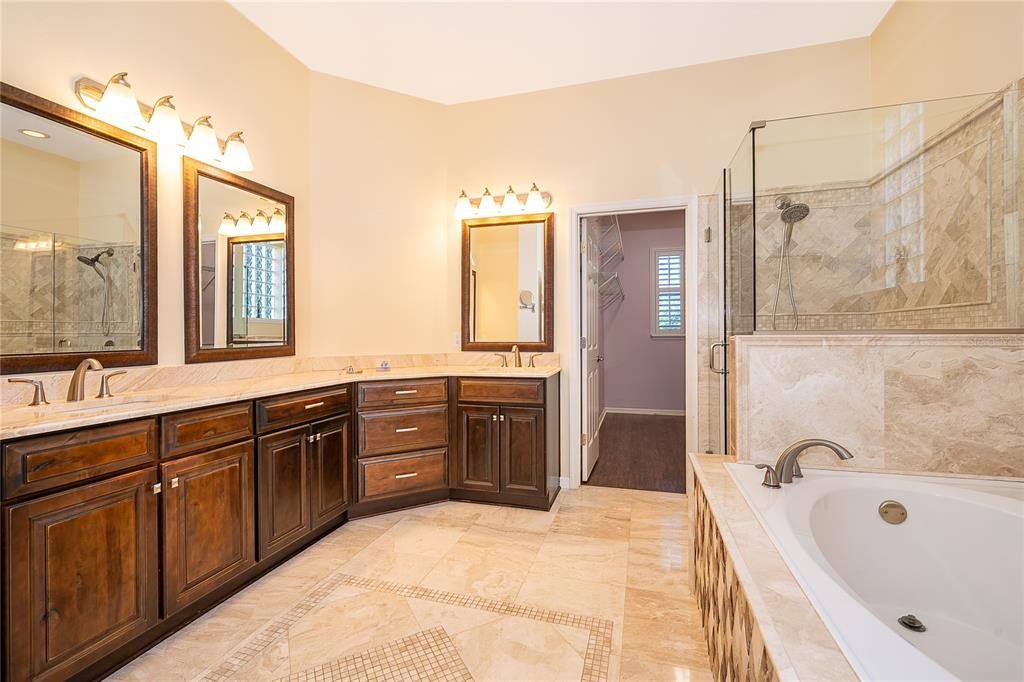 For Sale: $769,900 (4 beds, 3 baths, 2815 Square Feet)