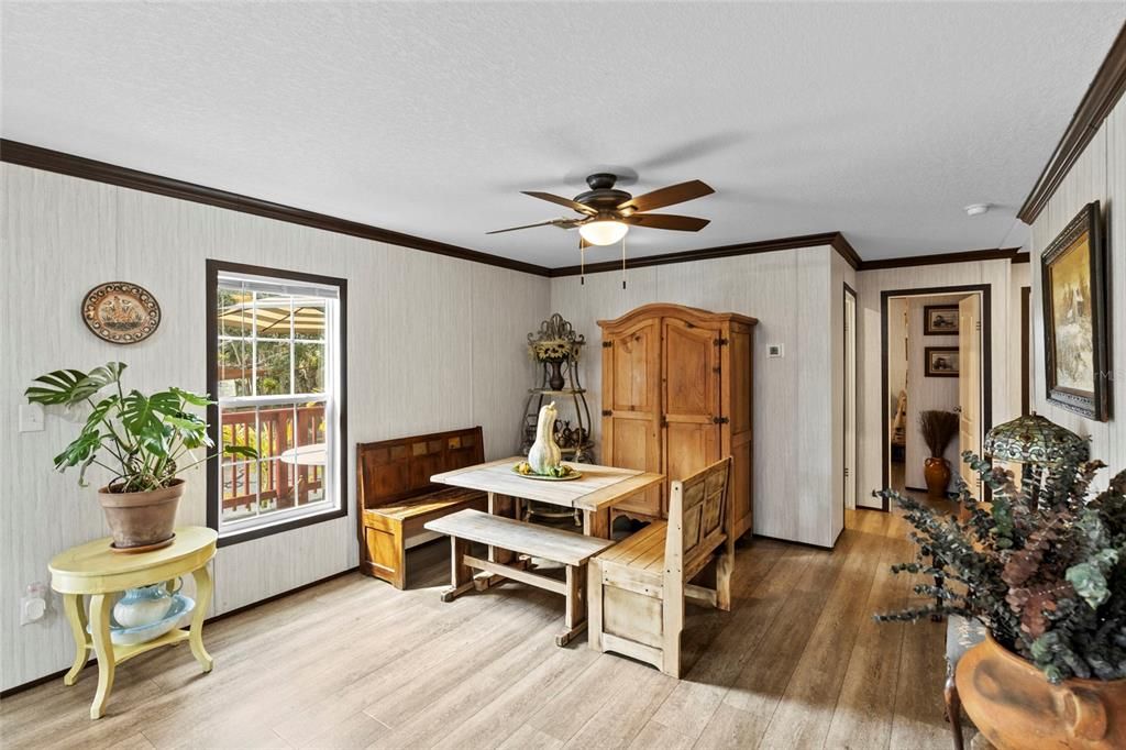 For Sale: $349,500 (4 beds, 2 baths, 1796 Square Feet)