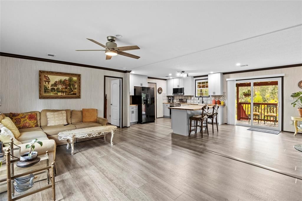 For Sale: $349,500 (4 beds, 2 baths, 1796 Square Feet)