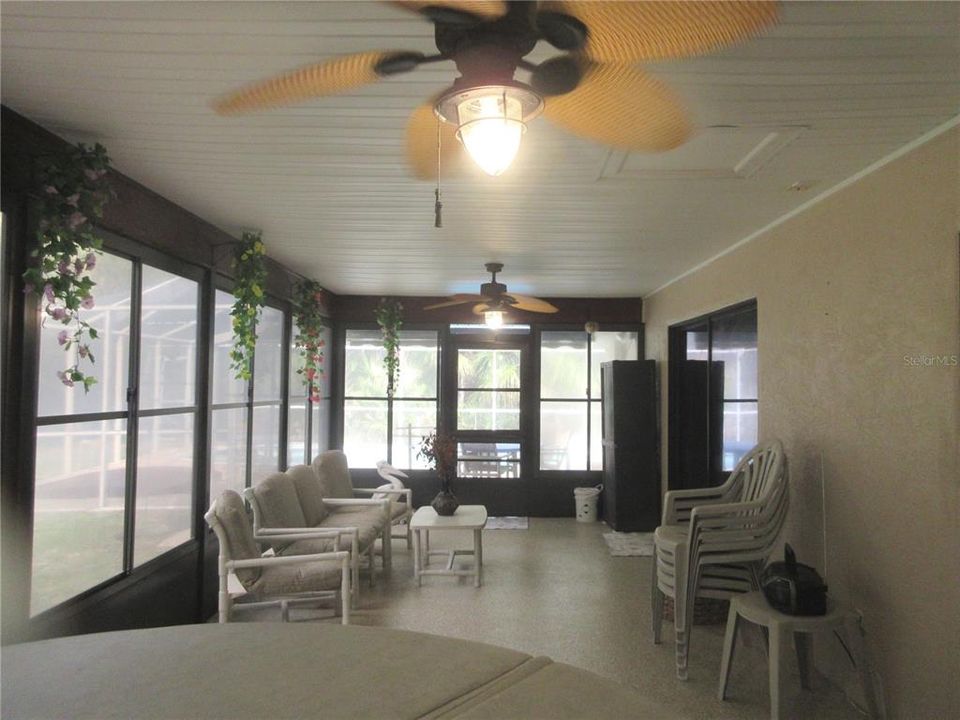 待售: $284,900 (3 贝兹, 2 浴室, 1358 平方英尺)