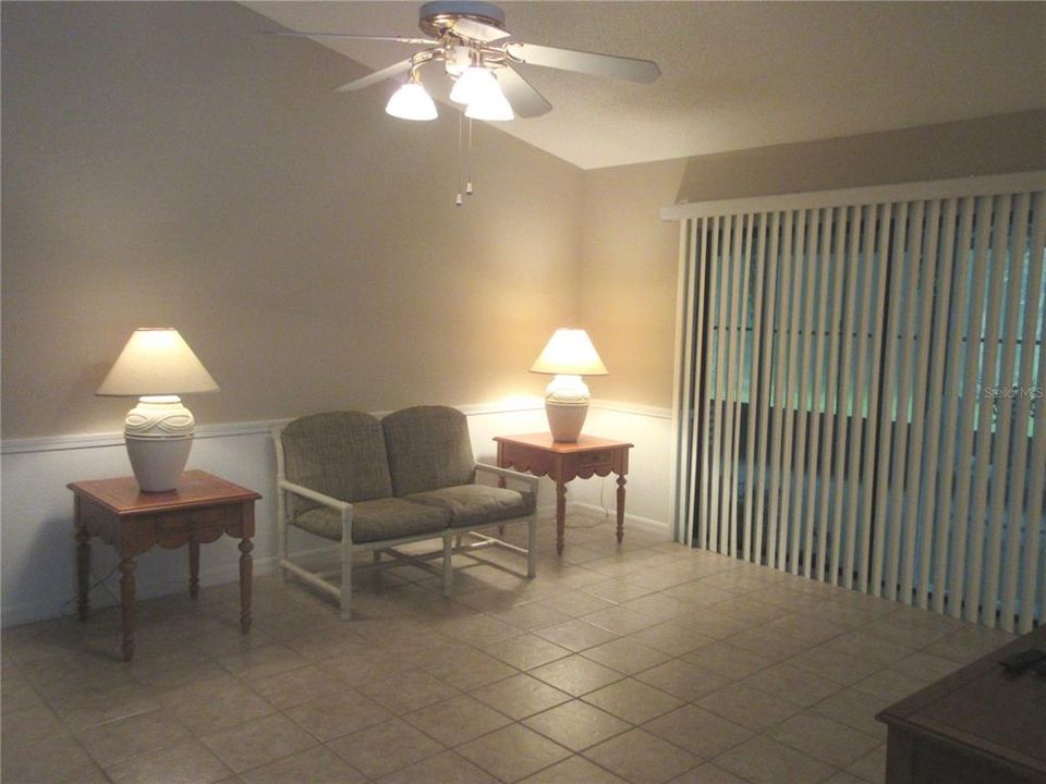 待售: $284,900 (3 贝兹, 2 浴室, 1358 平方英尺)