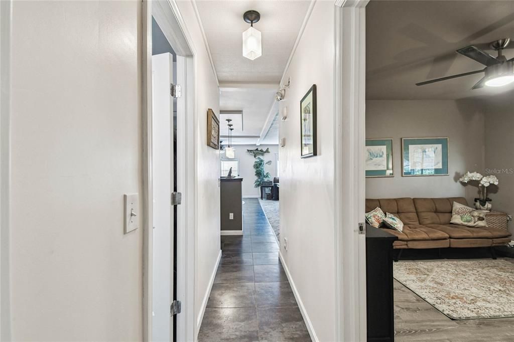 Active With Contract: $200,000 (2 beds, 2 baths, 1152 Square Feet)