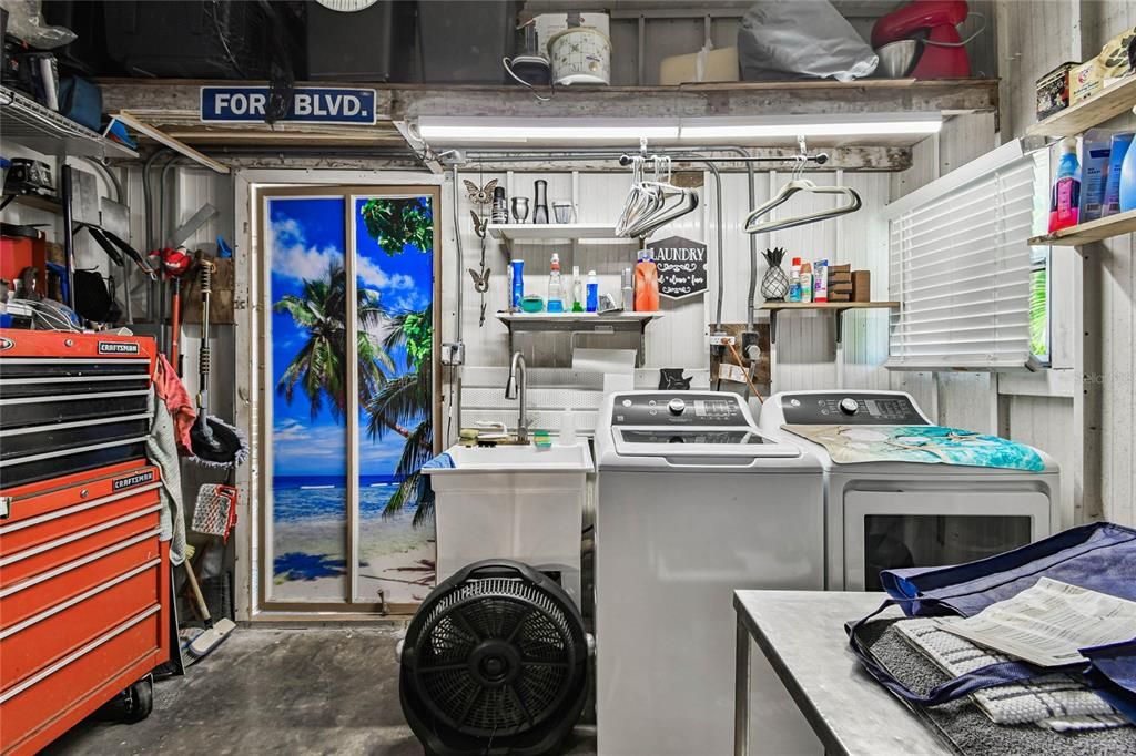 Active With Contract: $200,000 (2 beds, 2 baths, 1152 Square Feet)