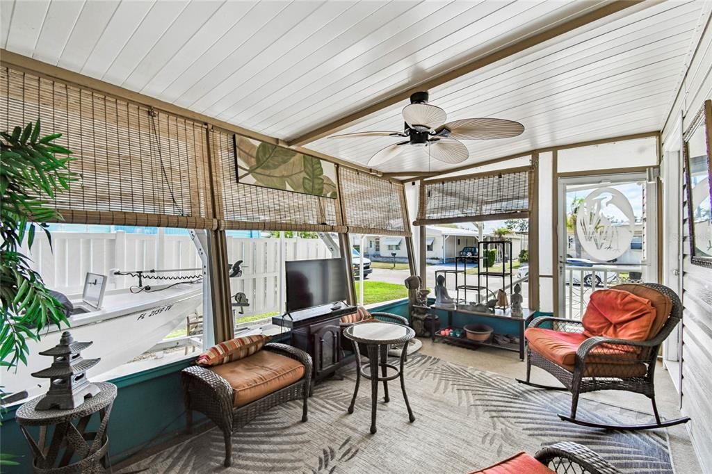 Active With Contract: $200,000 (2 beds, 2 baths, 1152 Square Feet)