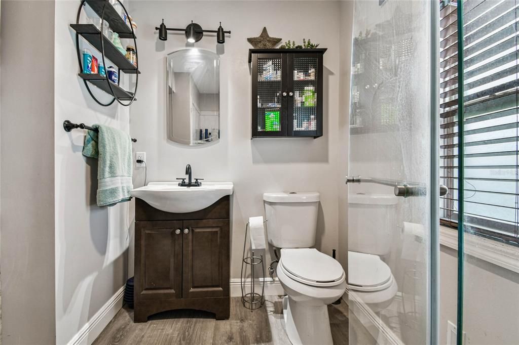 Active With Contract: $200,000 (2 beds, 2 baths, 1152 Square Feet)