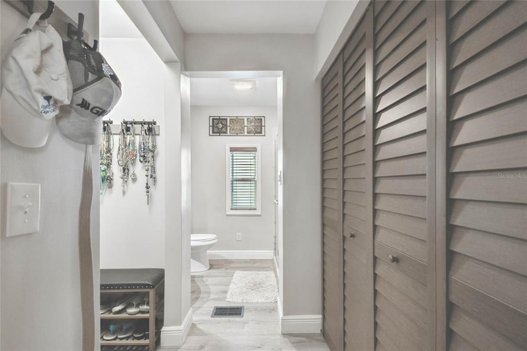 Active With Contract: $200,000 (2 beds, 2 baths, 1152 Square Feet)