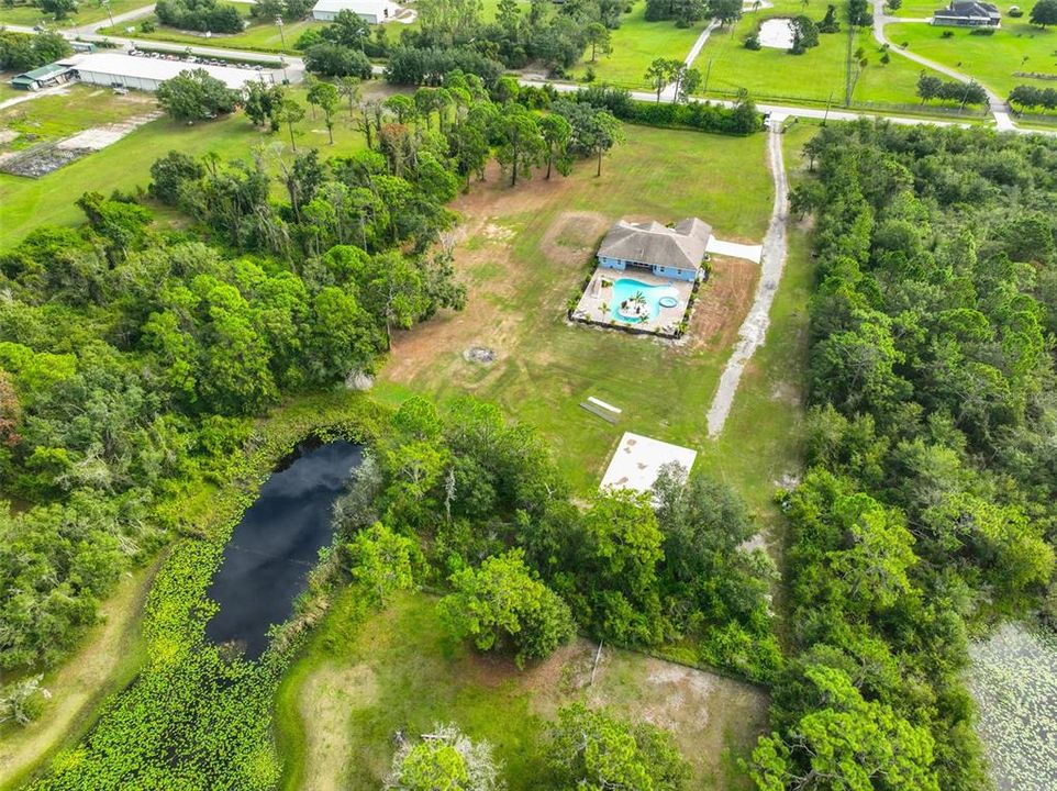 Под контрактом: $1,385,000 (3 спален, 2 ванн, 2998 Квадратных фут)