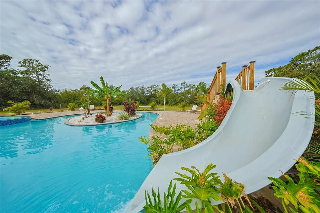 Под контрактом: $1,385,000 (3 спален, 2 ванн, 2998 Квадратных фут)