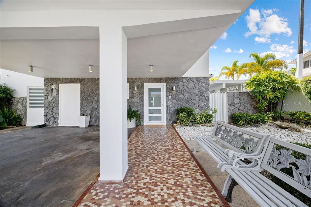 待售: $775,000 (5 贝兹, 3 浴室, 2361 平方英尺)