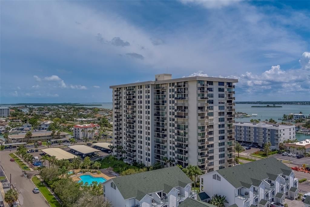 出租: $2,750 (2 贝兹, 2 浴室, 1240 平方英尺)