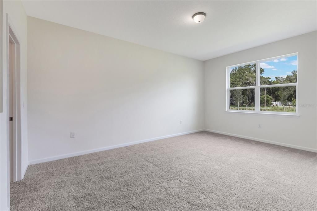 Под контрактом: $309,271 (3 спален, 2 ванн, 1458 Квадратных фут)