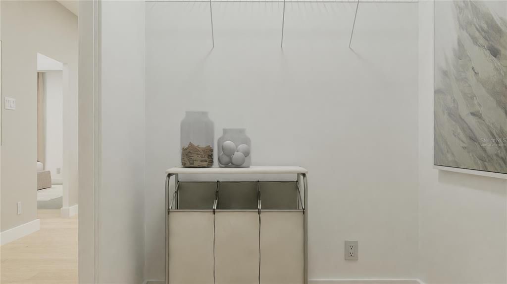 合同活跃: $468,490 (4 贝兹, 3 浴室, 2366 平方英尺)