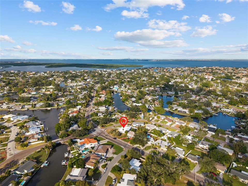 For Sale: $539,000 (2 beds, 2 baths, 1742 Square Feet)